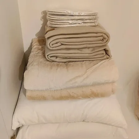Lejlighed Relaxing & Cozy, Forest View Apartment, Free Parking Braşov