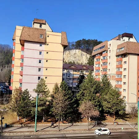 Apartmán Relaxing & Cozy, Forest View Apartment, Free Parking