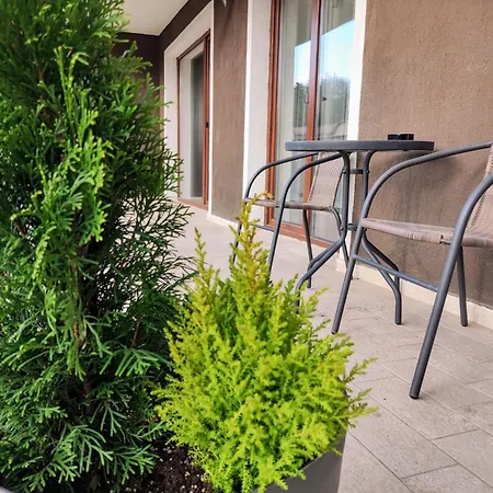 Apartmán Relaxing & Cozy, Forest View Apartment, Free Parking