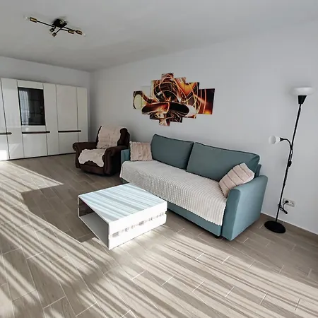 Apartmán Relaxing & Cozy, Forest View Apartment, Free Parking *