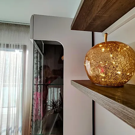 Relaxing & Cozy, Forest View Apartment, Free Parking