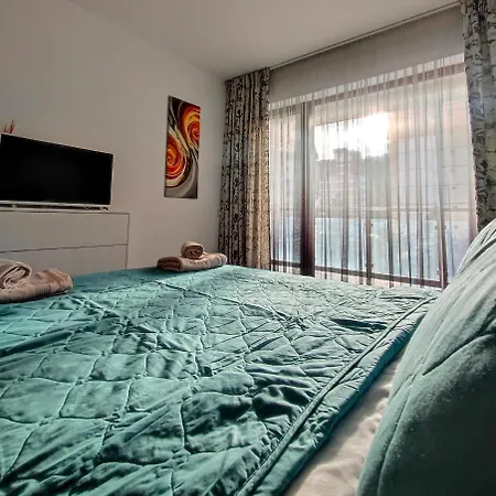 Relaxing & Cozy, Forest View Apartment, Free Parking Lejlighed Braşov