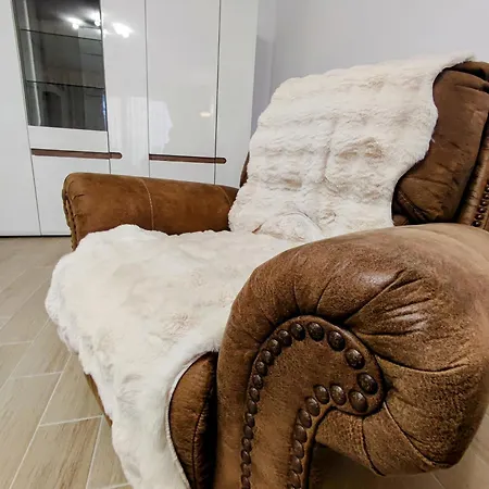 Apartment Relaxing & Cozy, Forest View Apartment, Free Parking *