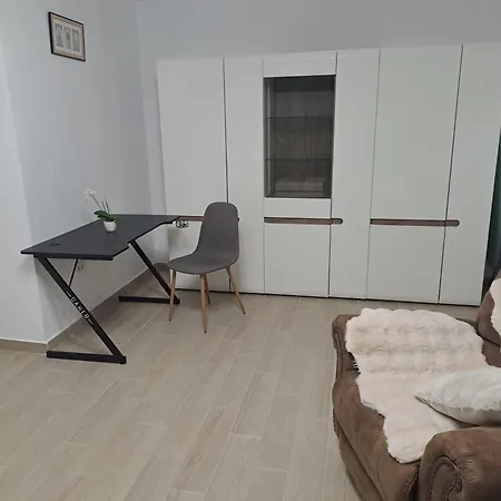 Relaxing & Cozy, Forest View Apartment, Free Parking